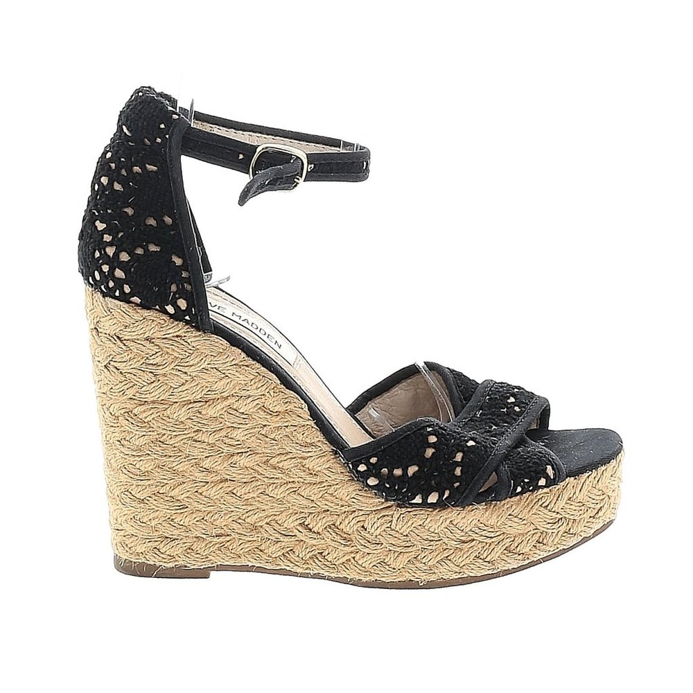 Black Wedges